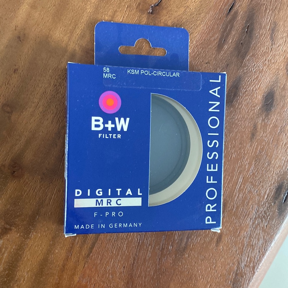 B+W Digital MRC F-Pro Professional Polarized Filter